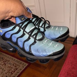 Blue Vapormax Air